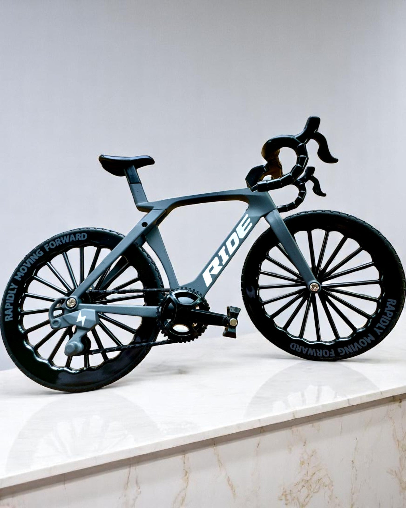 Mini „Speedster” – verzamelmodel met graveeroptie, 2 varianten beschikbaar