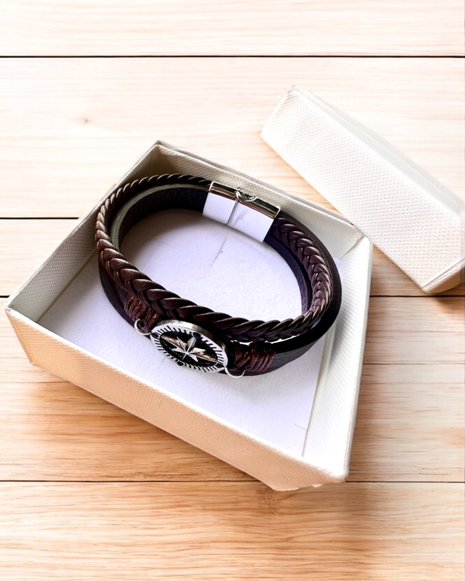 Bracelet "Compass Adventure" - possibilité de personnalisation avec gravure pour cadeau, 2 variantes de couleur au choix