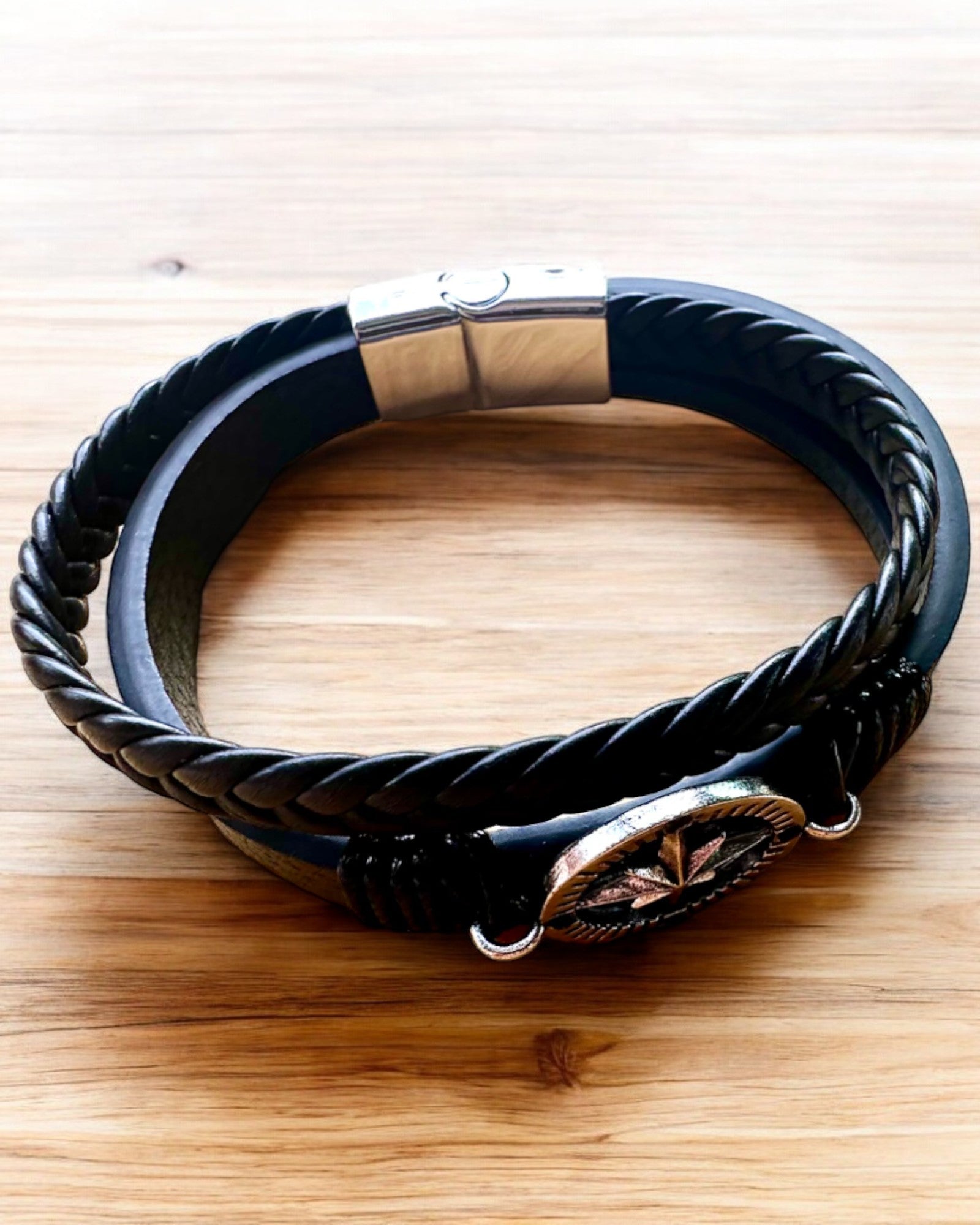 Bracelet "Compass Adventure" - possibilité de personnalisation avec gravure pour cadeau, 2 variantes de couleur au choix