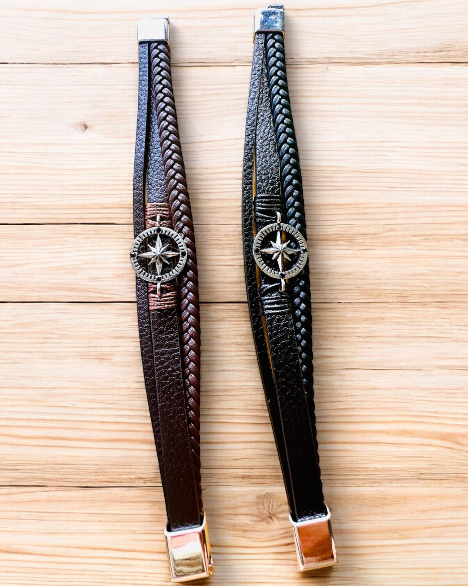 Bracelet "Compass Adventure" - possibilité de personnalisation avec gravure pour cadeau, 2 variantes de couleur au choix