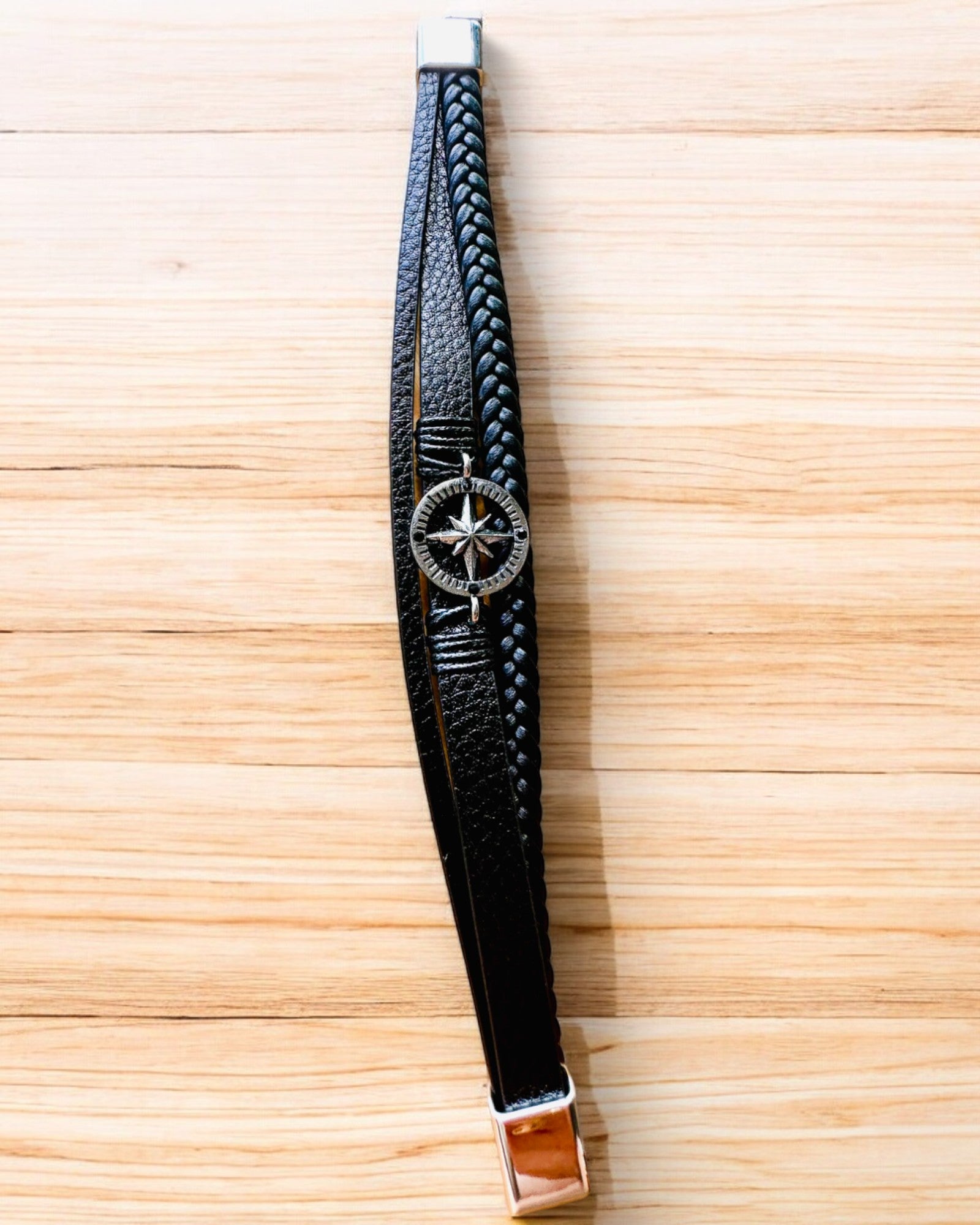 Bracelet "Compass Adventure" - possibilité de personnalisation avec gravure pour cadeau, 2 variantes de couleur au choix