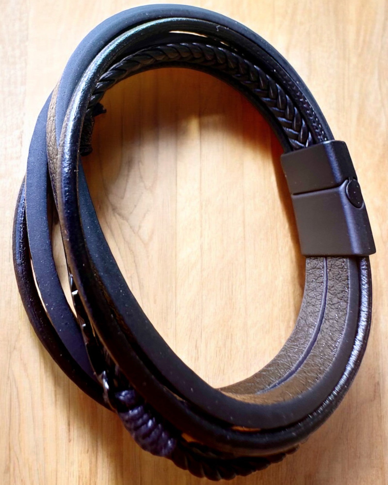 "Eagle" Bracelet with Engraving Option, 3 Color Variants