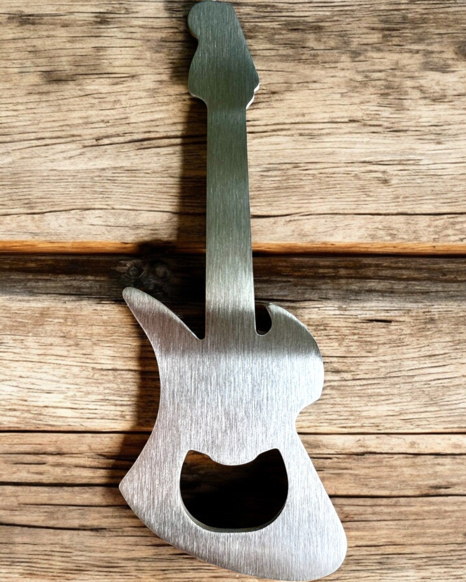 Otwieracz do butelek Gitara Rock'n'Open, 2 warianty, personalizacja grawerem na prezent