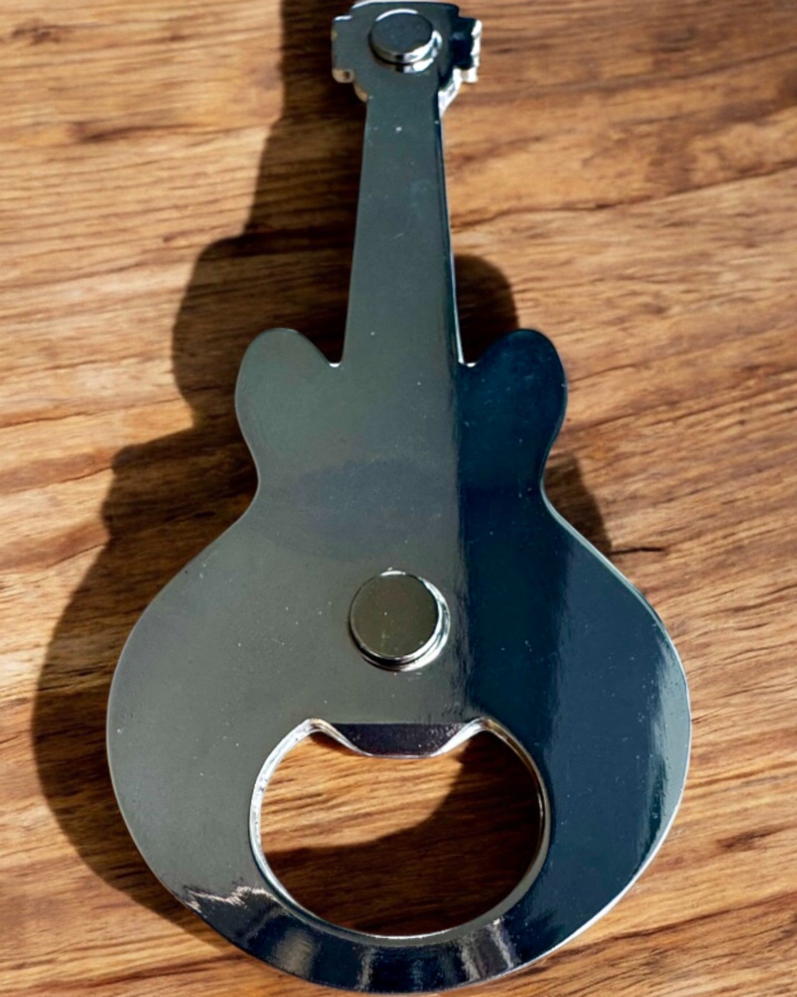 Flesopener Gitaar Rock'n'Open, 2 varianten, personalisatie met gravure als cadeau