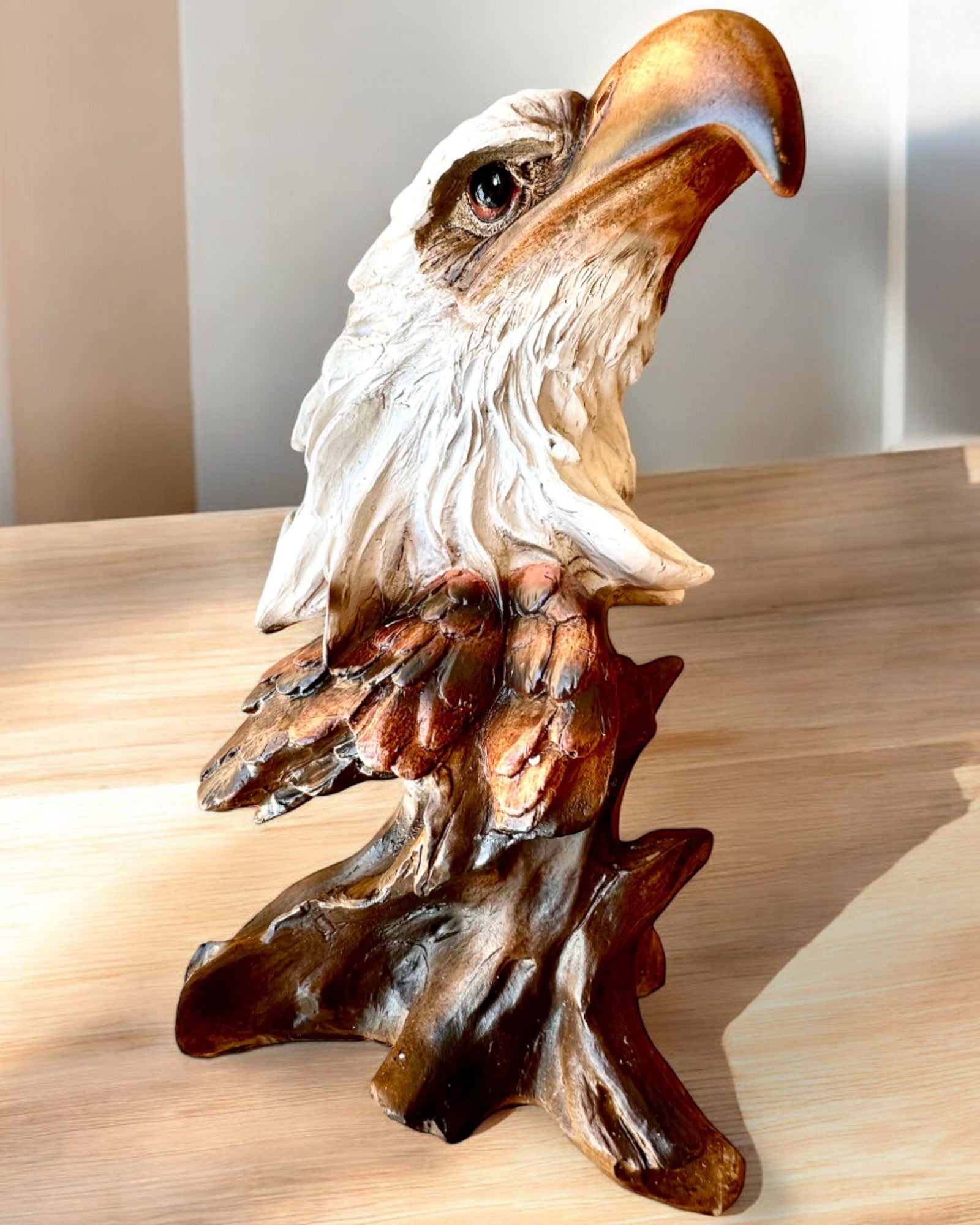 Eagle of Freedom Resin Sculpture with Engraving Option for Gift 26.5 cm Height