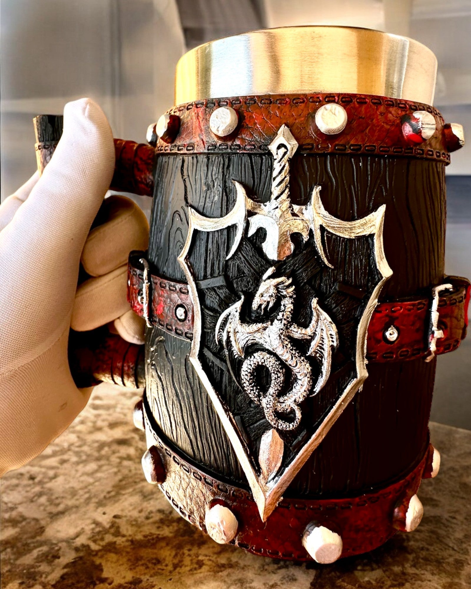 Chope Sombre du Guerrier Dragon avec Possibilité de Gravure pour cadeau, capacité 600 ml
