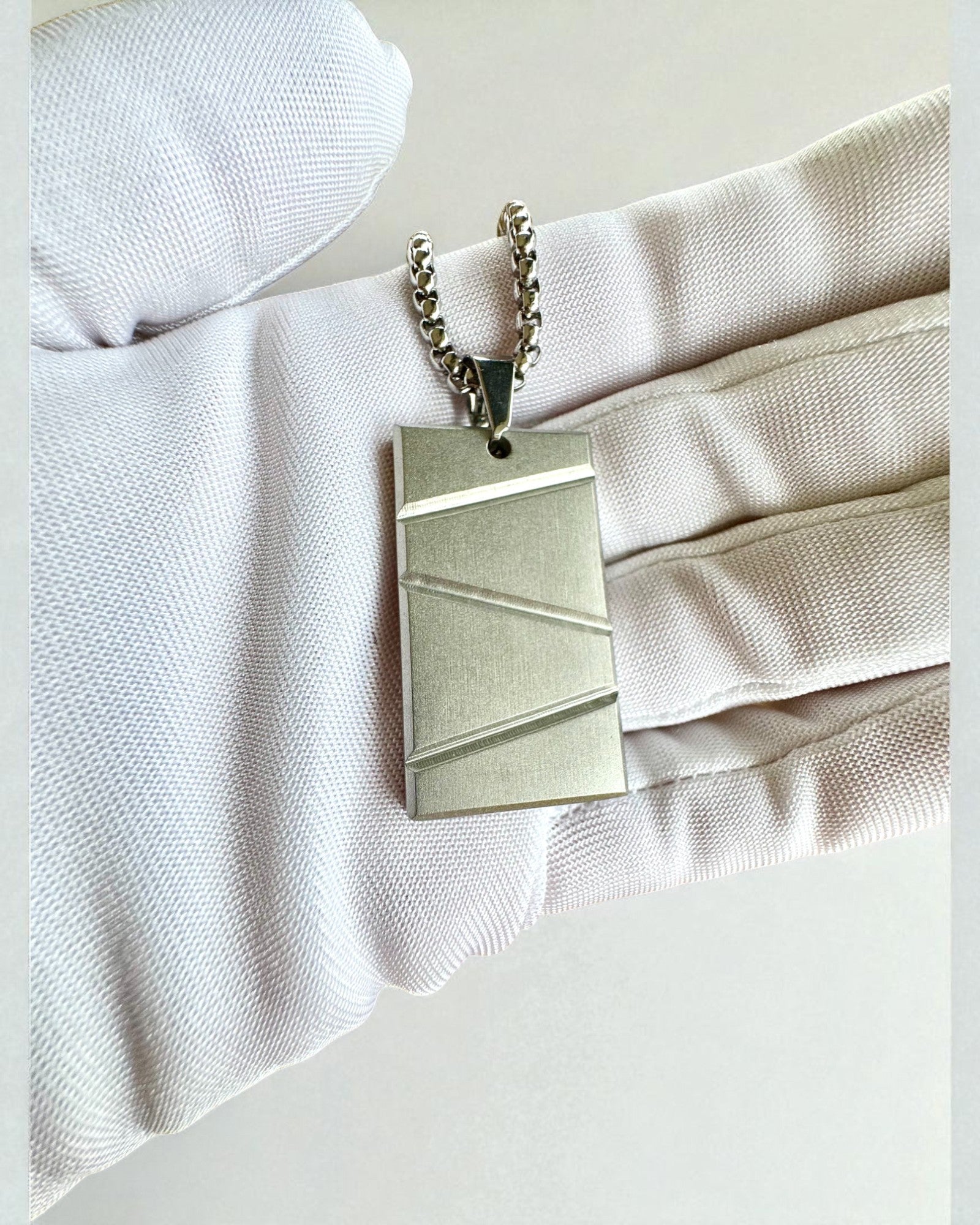 Collier pour homme Dog Tag « SteelVision » – acier inoxydable, 15 variantes, personnalisation par gravure