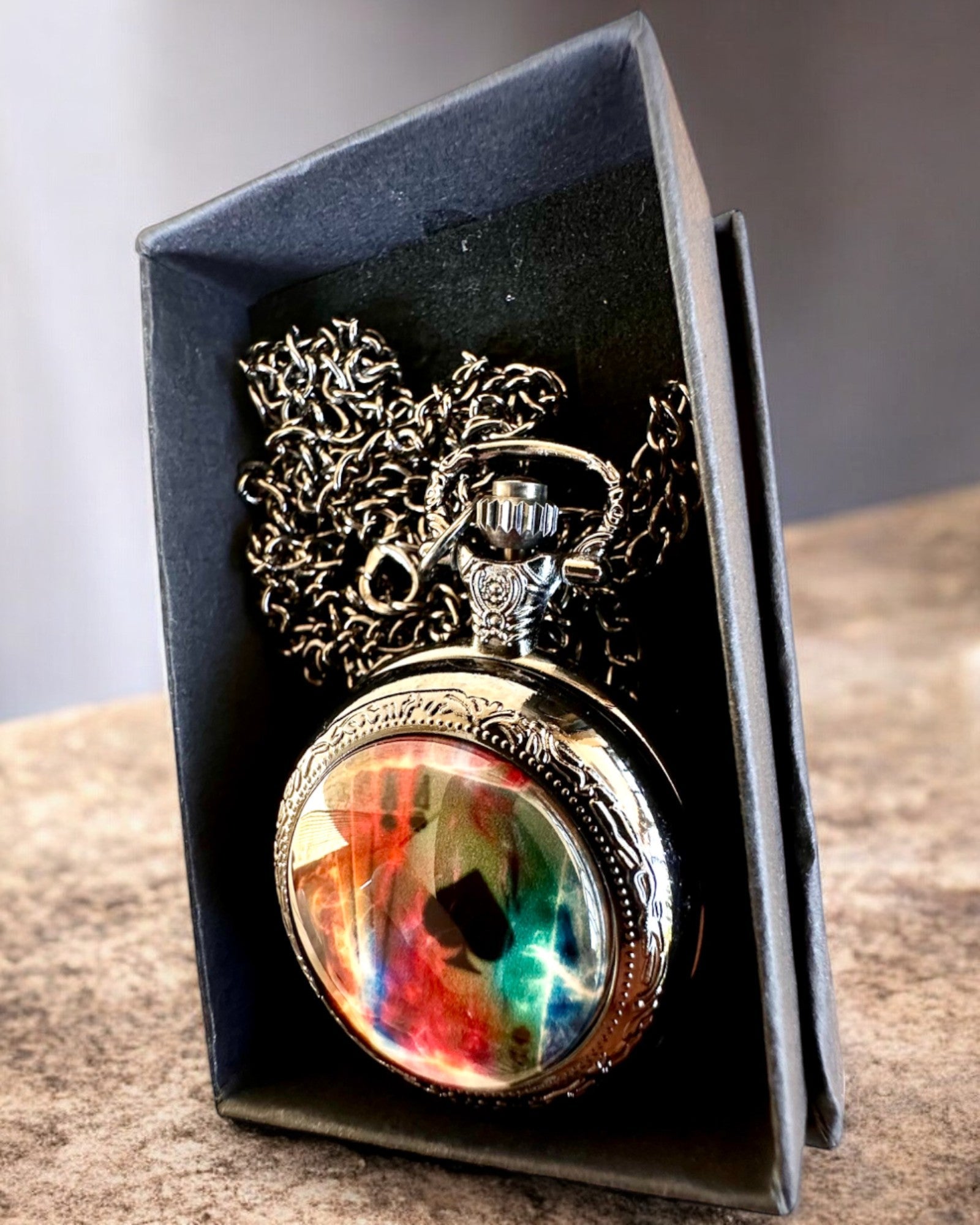 Montre de poche "Magiczna Talia" - Accessoire élégant en acier inoxydable, personnalisation par gravure pour cadeau