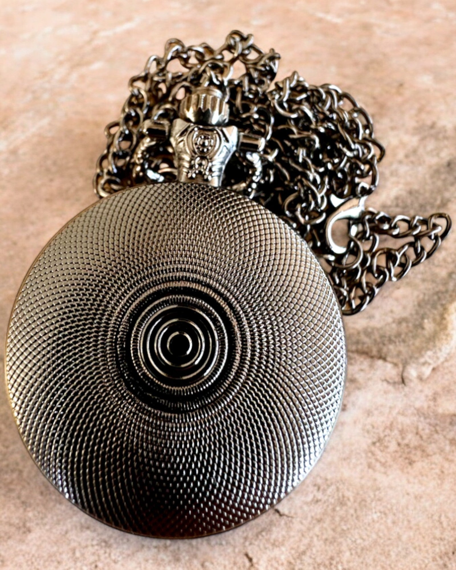 Montre de poche "Magiczna Talia" - Accessoire élégant en acier inoxydable, personnalisation par gravure pour cadeau