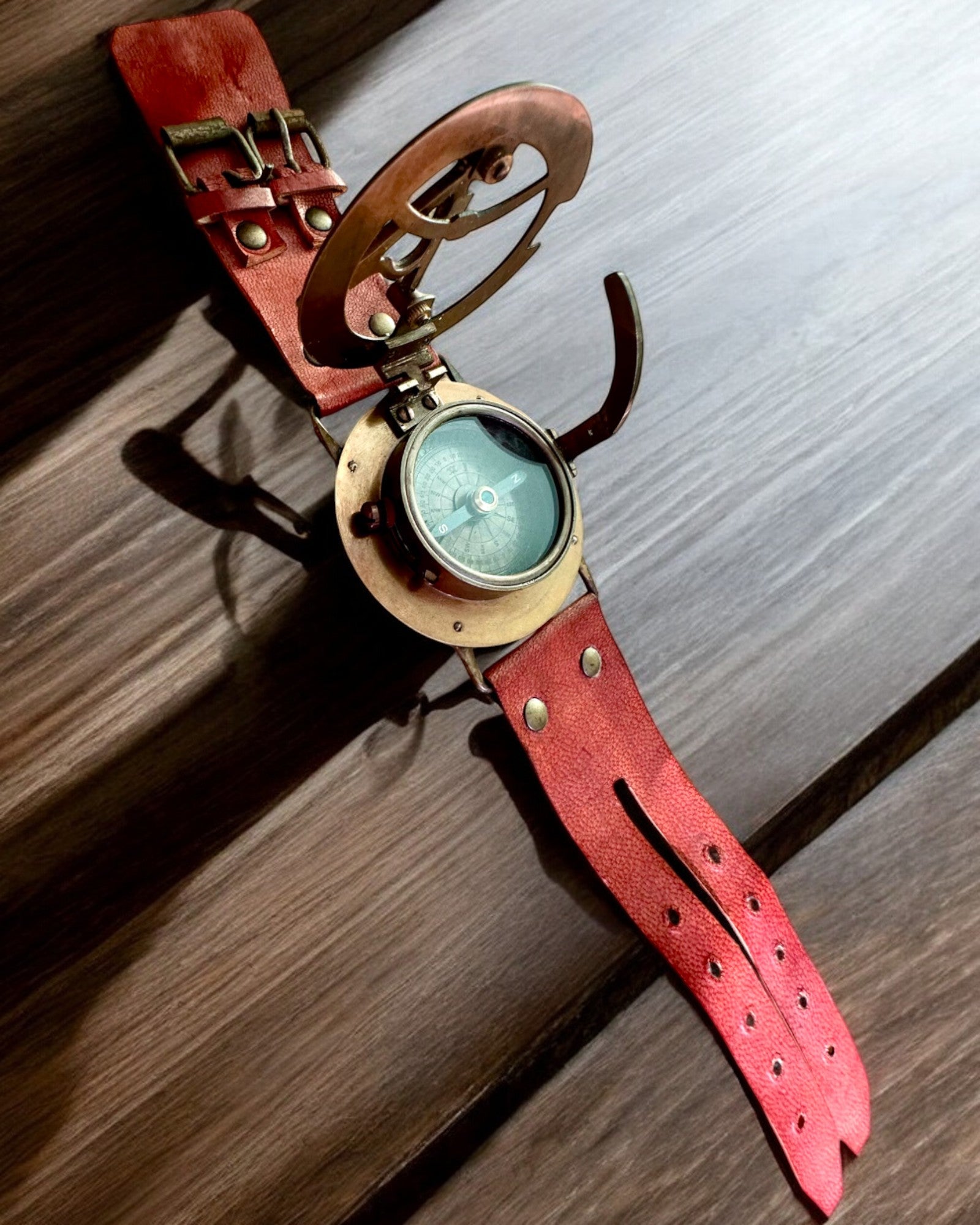Montre Solaire "Compas Antique", montre-bracelet avec compas, possibilité de personnalisation par gravure