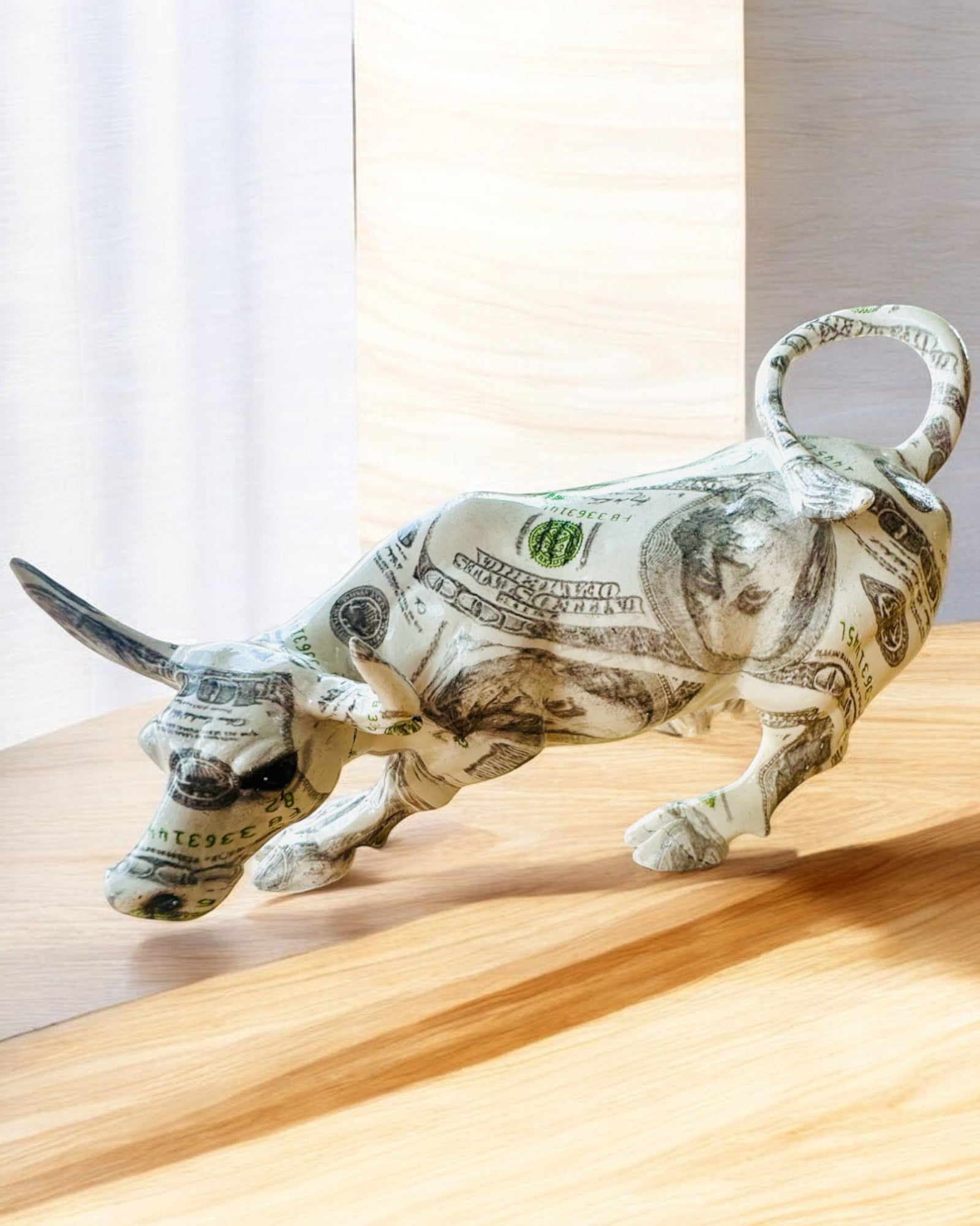 Sculpture Taureau Décoratif "BullArt" – Art Unique avec Option de Gravure - 4 variantes de couleur, pour un cadeau personnalisé