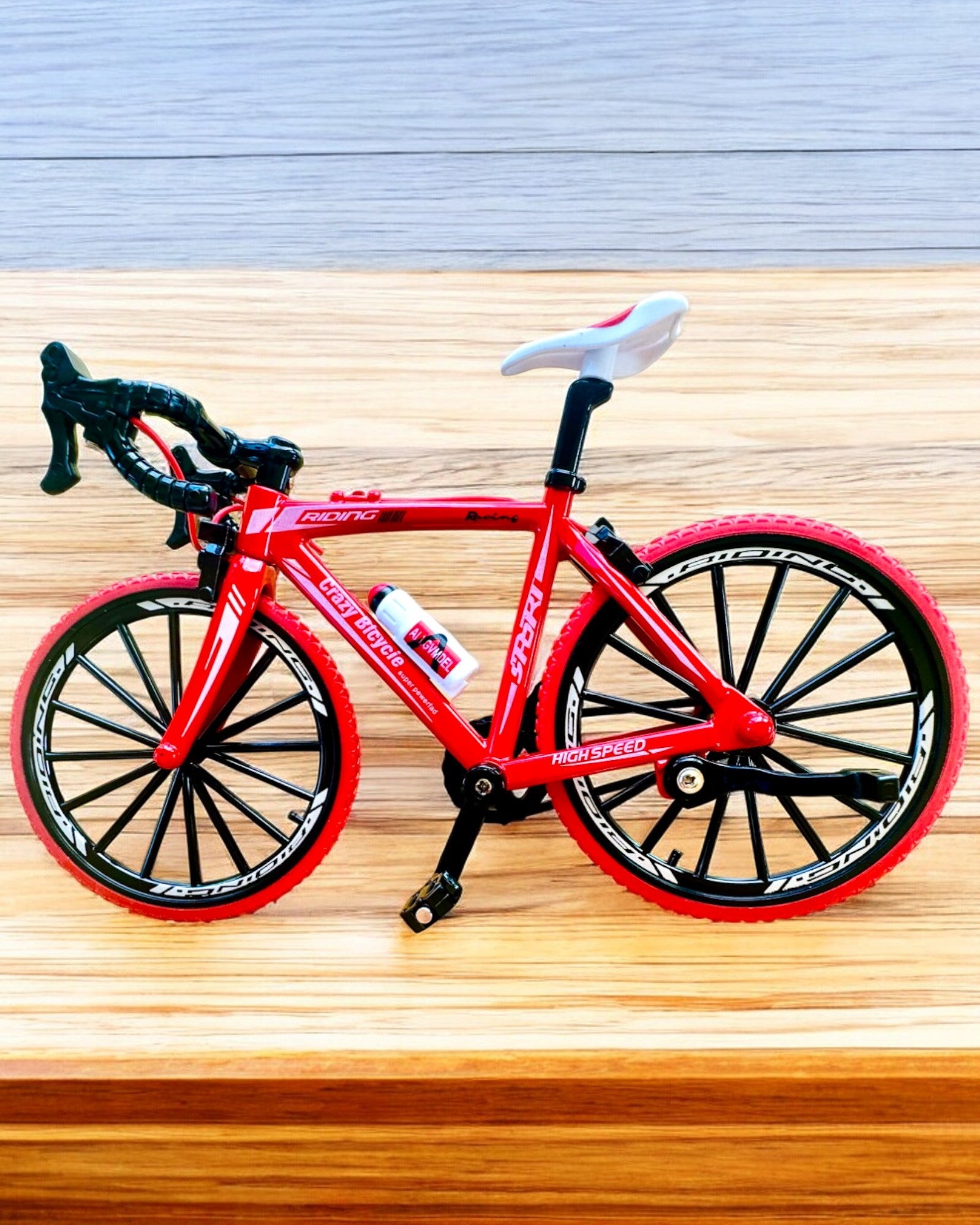 Miniatuur Metalen Model Rode Fiets "SpeedMaster" personalisatie met gravure als cadeau, 2 kleuropties
