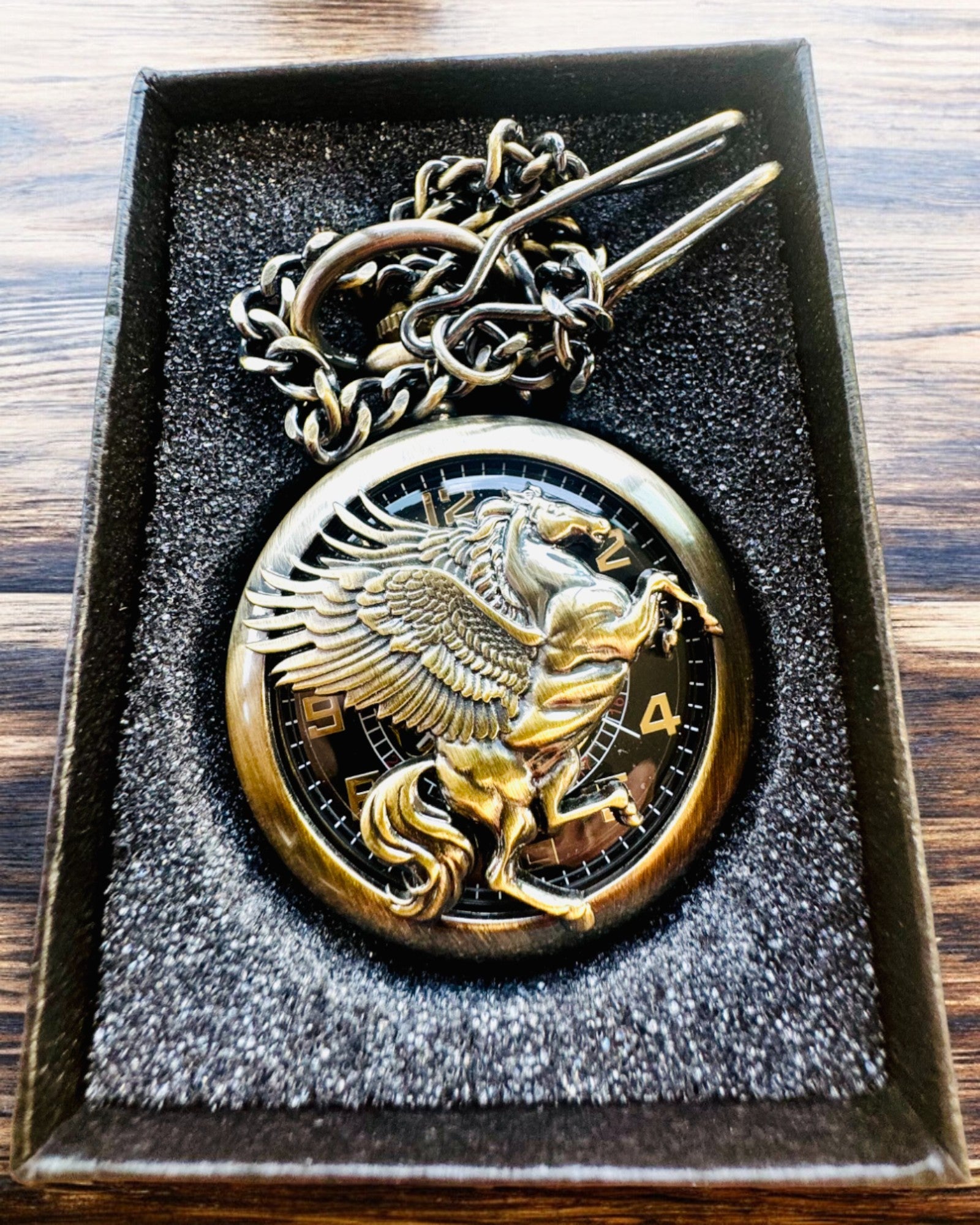 Montre de Poche "Equus Tempus" - Couleur : Cuivré, avec Motif de Cheval, possibilité de personnalisation par gravure