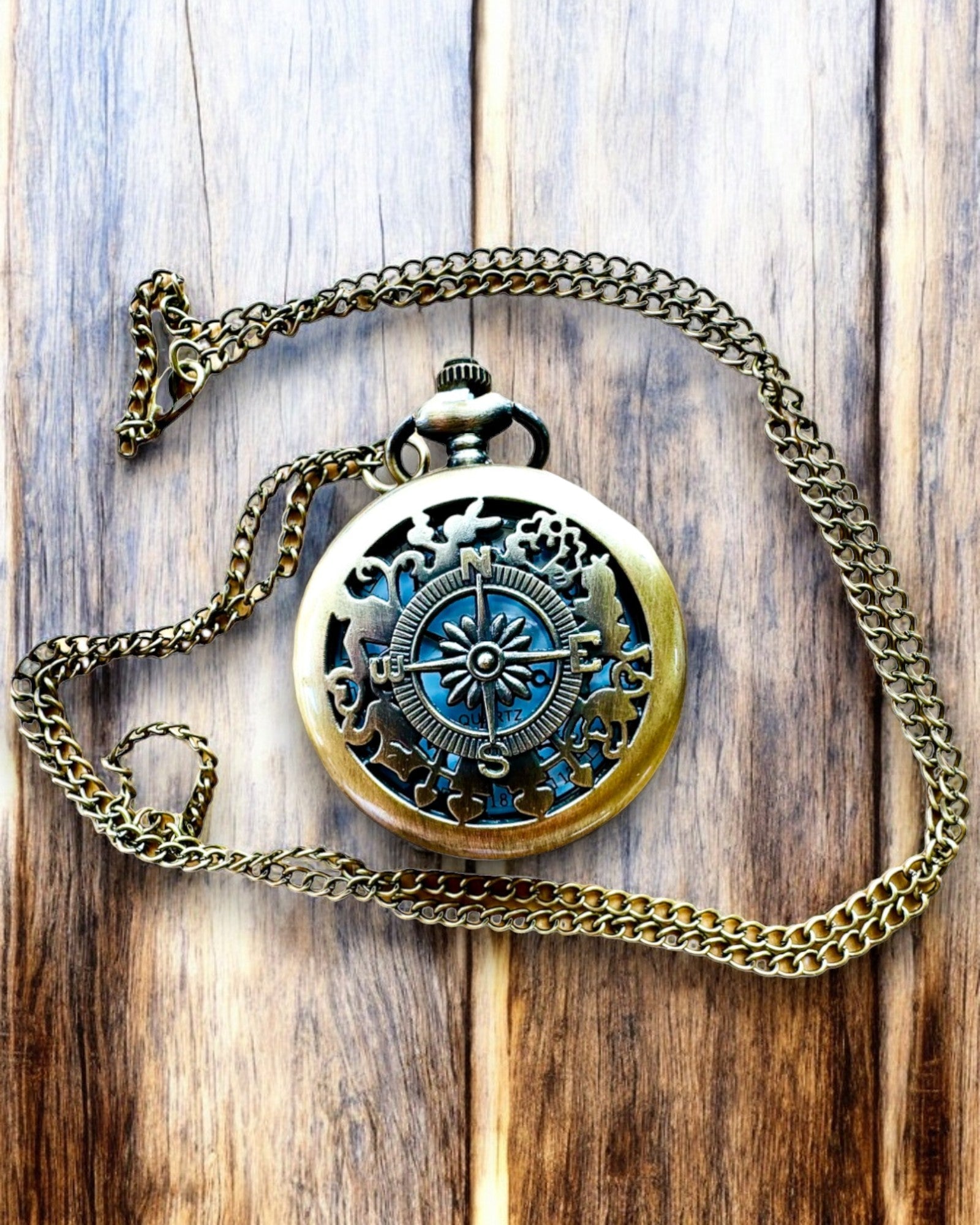 Ouderwetse Zakhorloge met Kompasmotief en Ketting, Kwarts, personalisatie met gravure