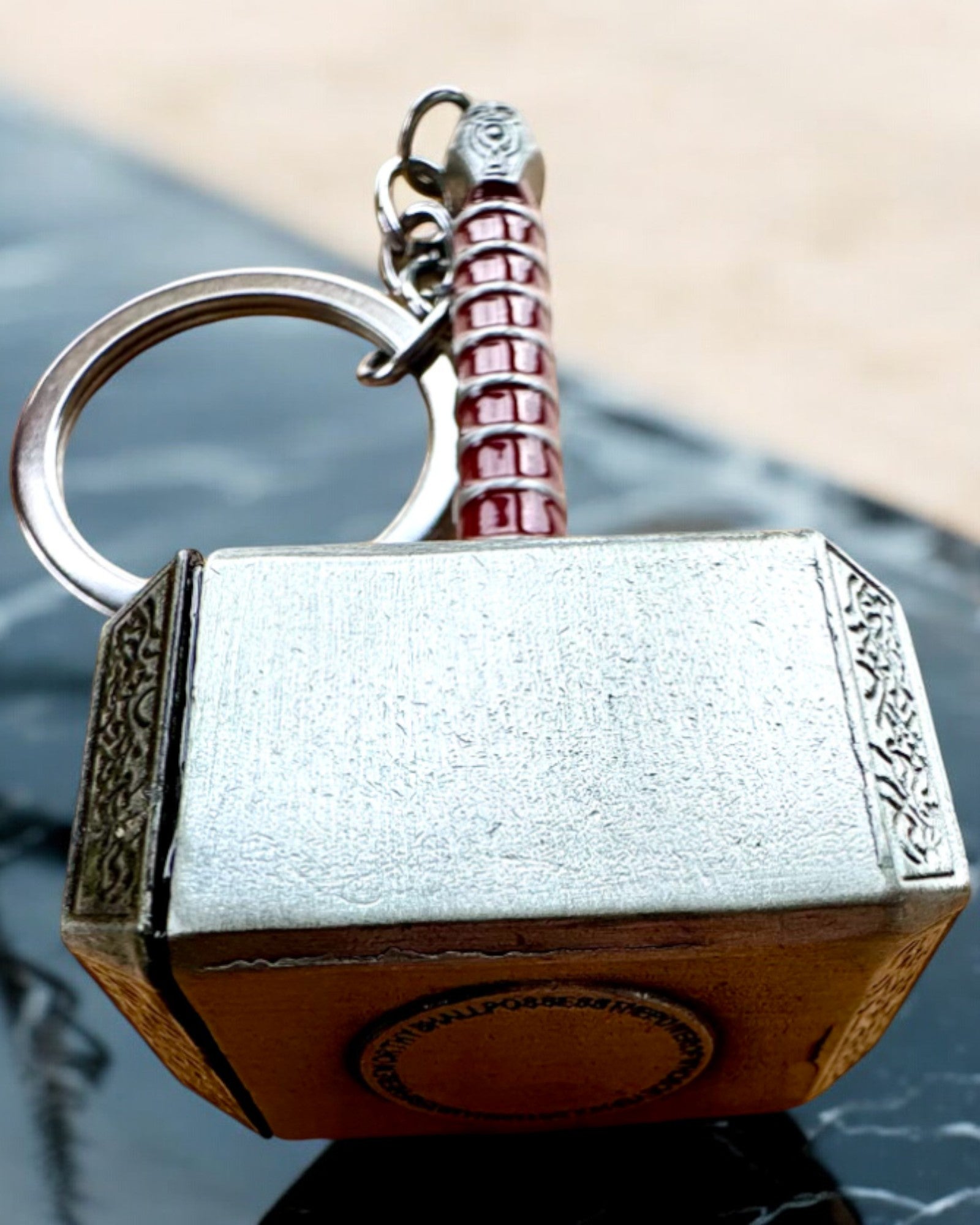 Marteau de Thor - Porte-clés de Puissance, possibilité de personnalisation avec gravure pour cadeau