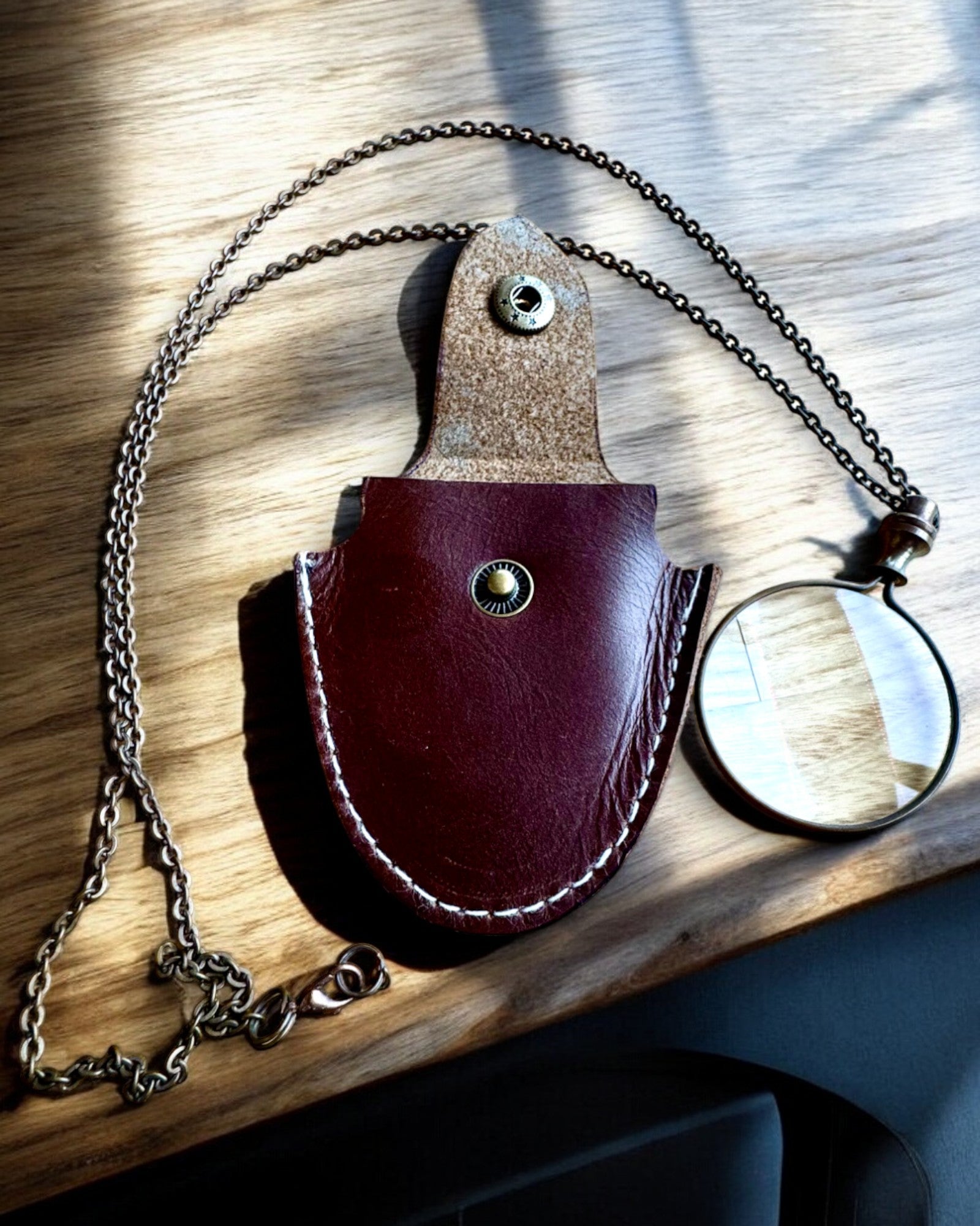 Vintage Look - Loupe en Verre avec Étui en Cuir, possibilité de personnalisation par gravure