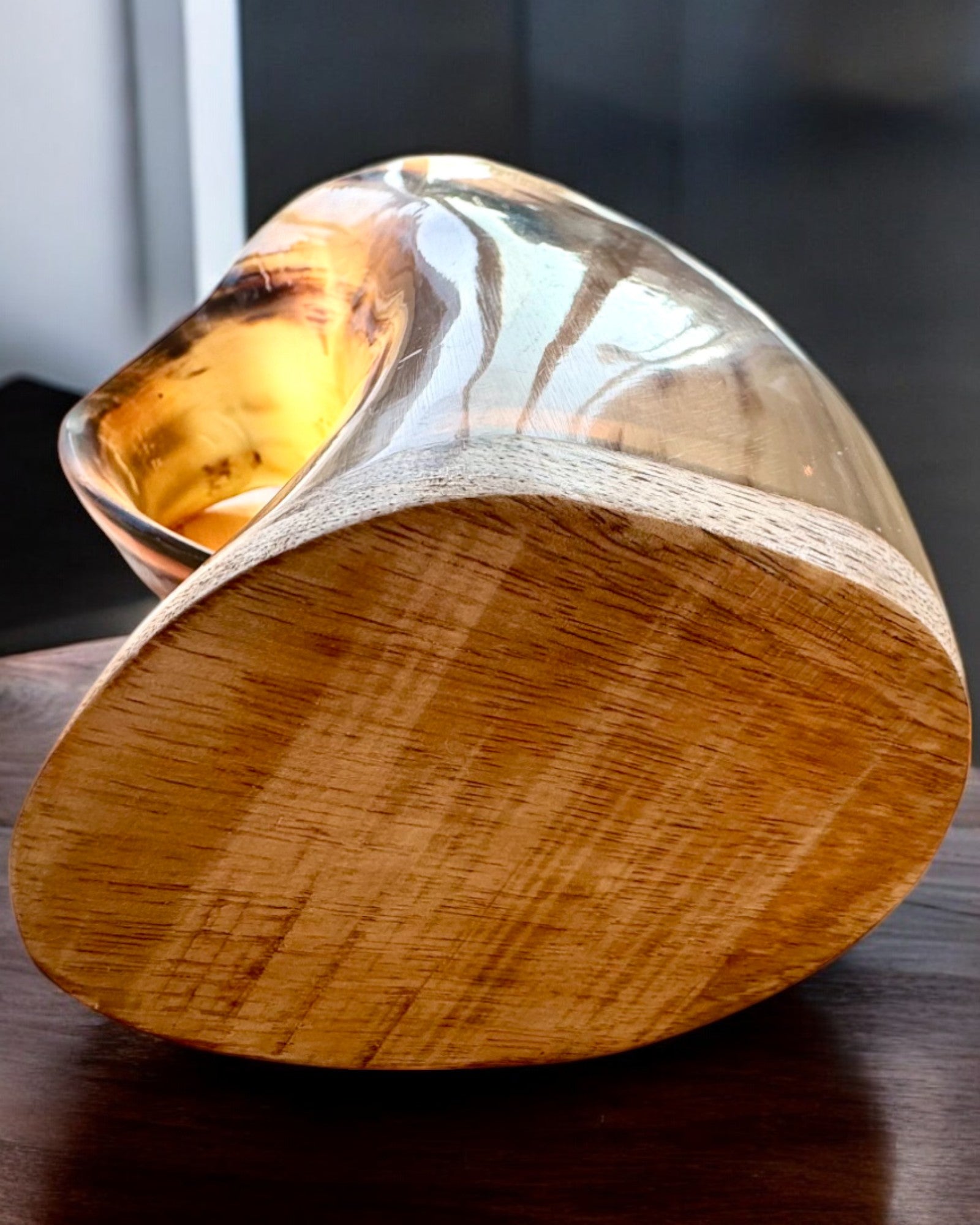 Kompakt, 350 ml, Rzeźbiony Majstersztyk-Krug mit Möglichkeit zur Personalisierung durch Gravur - 2 Farbvarianten