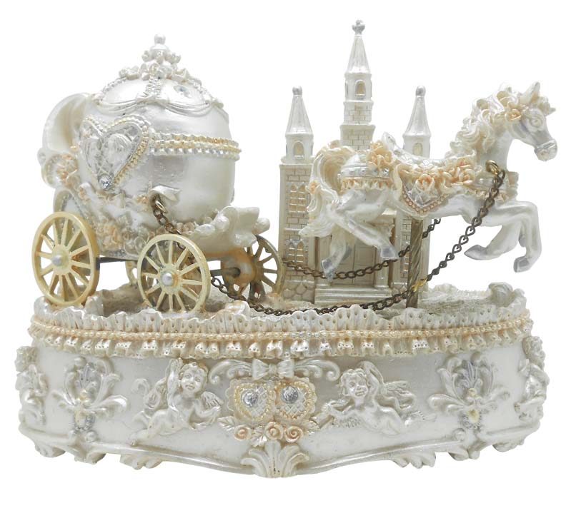 Boîte à musique Calèche de mariage Décoration Cadeau pour jeunes mariés – 14279