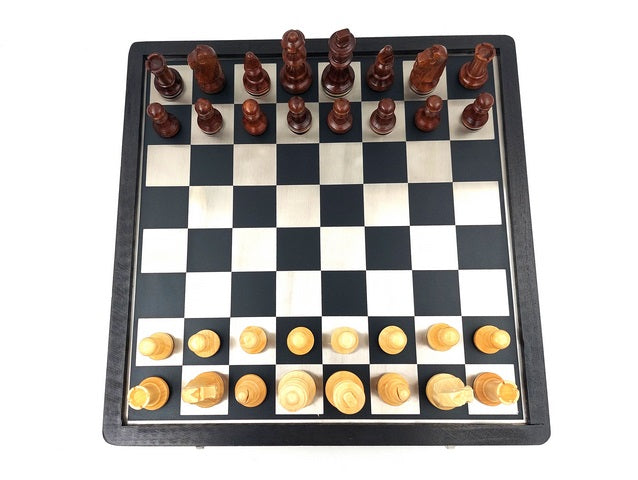 Échecs en bois et métal 33x33cm - G334B