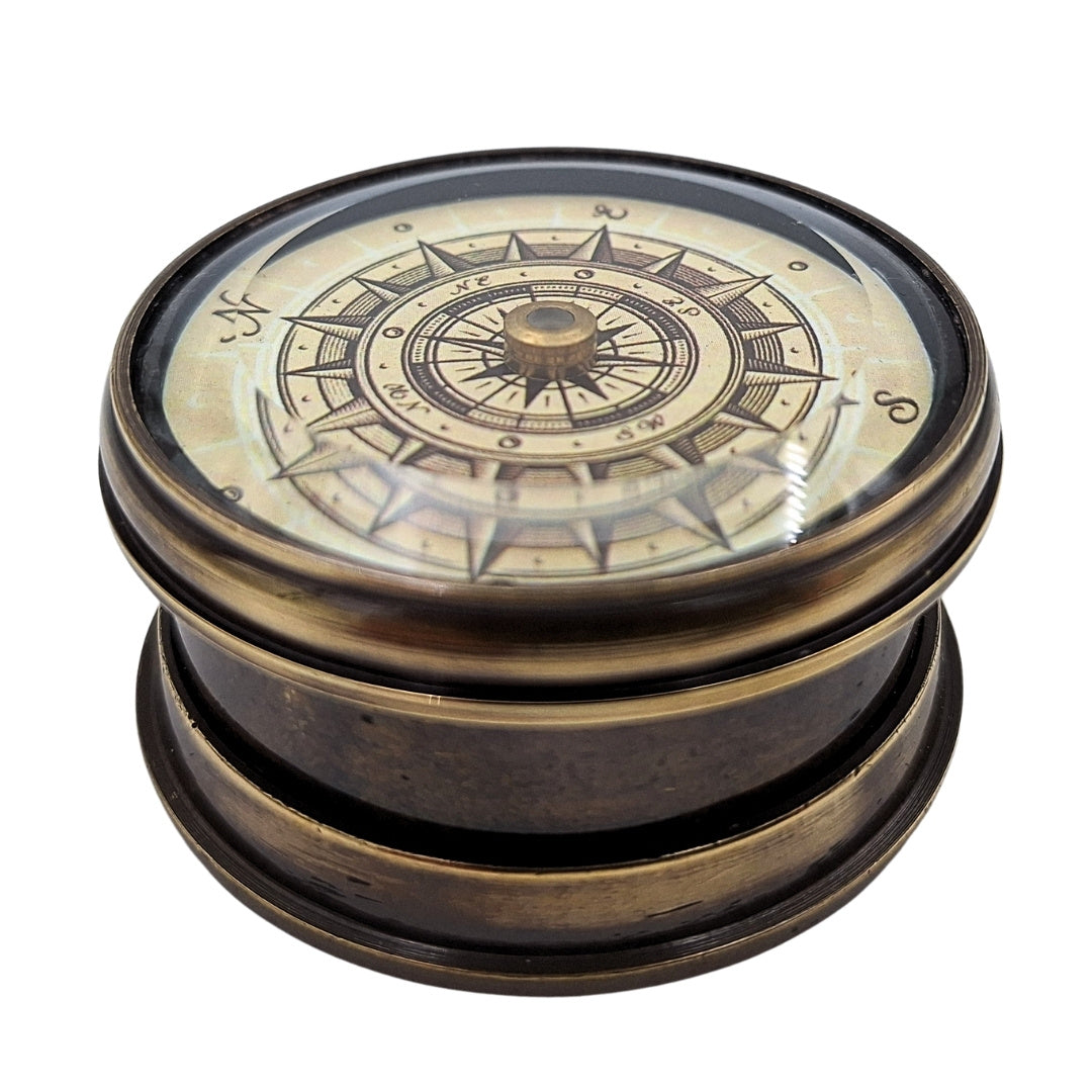 Boussole en laiton avec cadran flottant NC1609