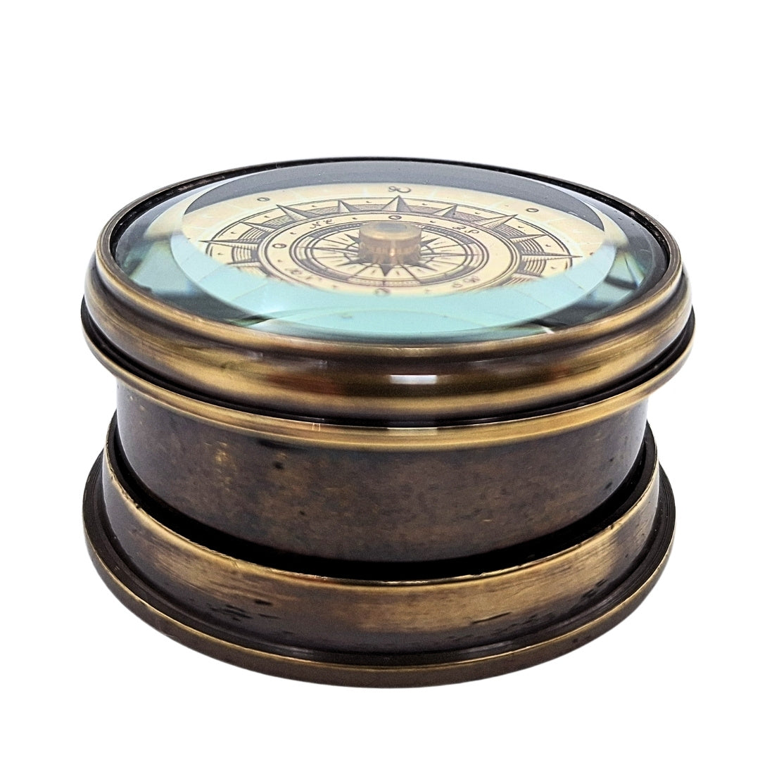 Boussole en laiton avec cadran flottant NC1609
