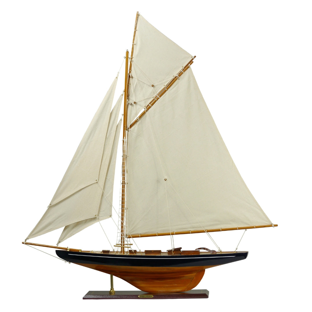 Grand modèle de yacht Columbia – Hauteur 104cm – COL