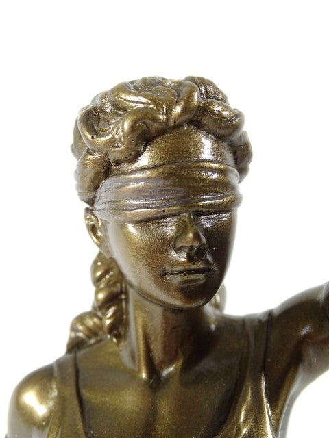 Figurine Thémis 35 cm - Cadeau pour avocat ou juge - MC-90037