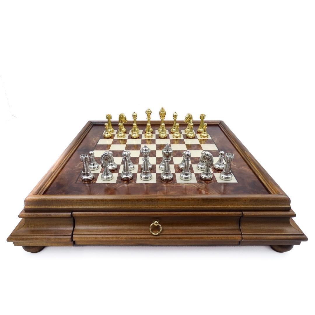 Grand jeu d’échecs exclusif Italfama en métal doré 53x53 cm – N137