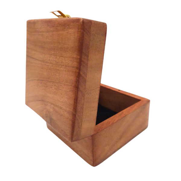 Boîte en bois 6 x 6 x 4 cm - DNU-017
