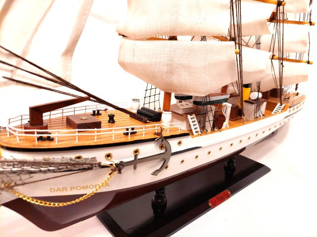 Modèle de voilier Dar Pomorza 80cm - DARPOM80