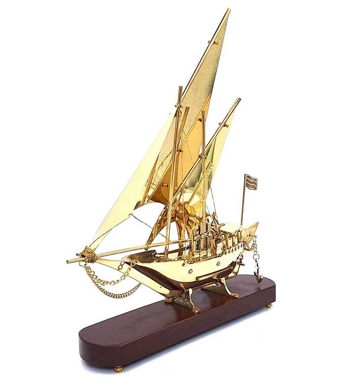 Navire en laiton sur socle en bois 43cm - N-4453