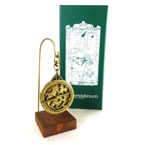 Astrolabe - miniature H81 sur socle en bois