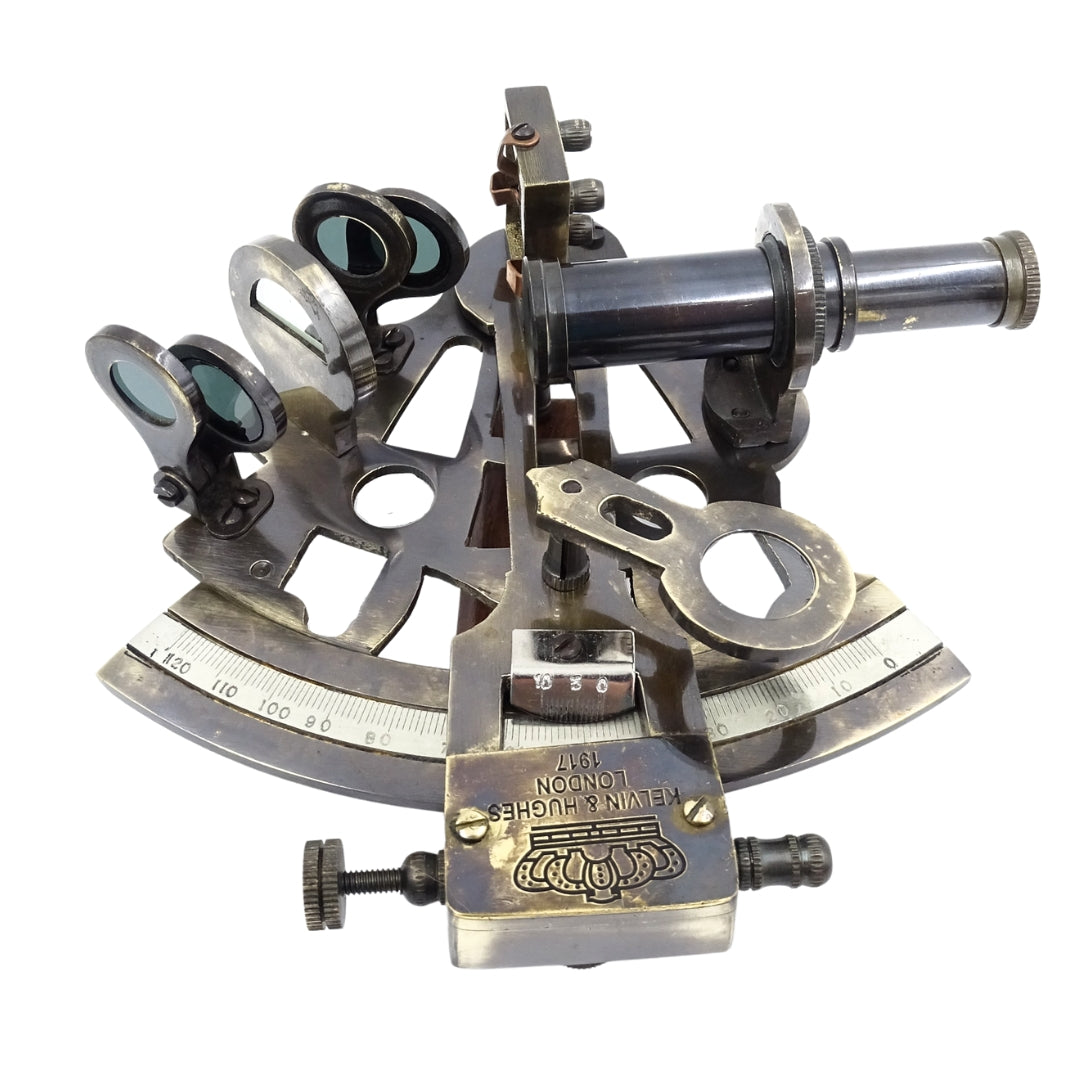 Sextant en laiton dans une boîte en cuir - NC1514B