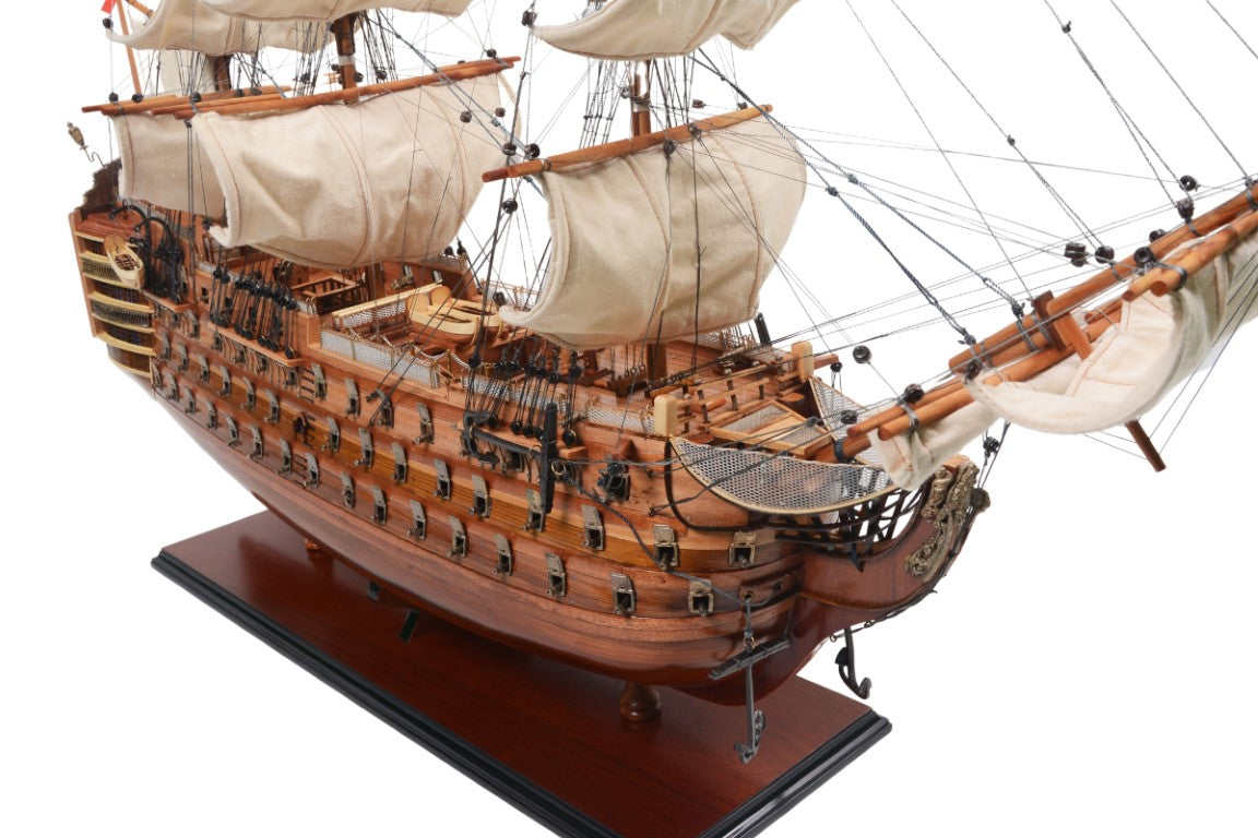 Modèle exclusif du voilier HMS Victory VIC80R