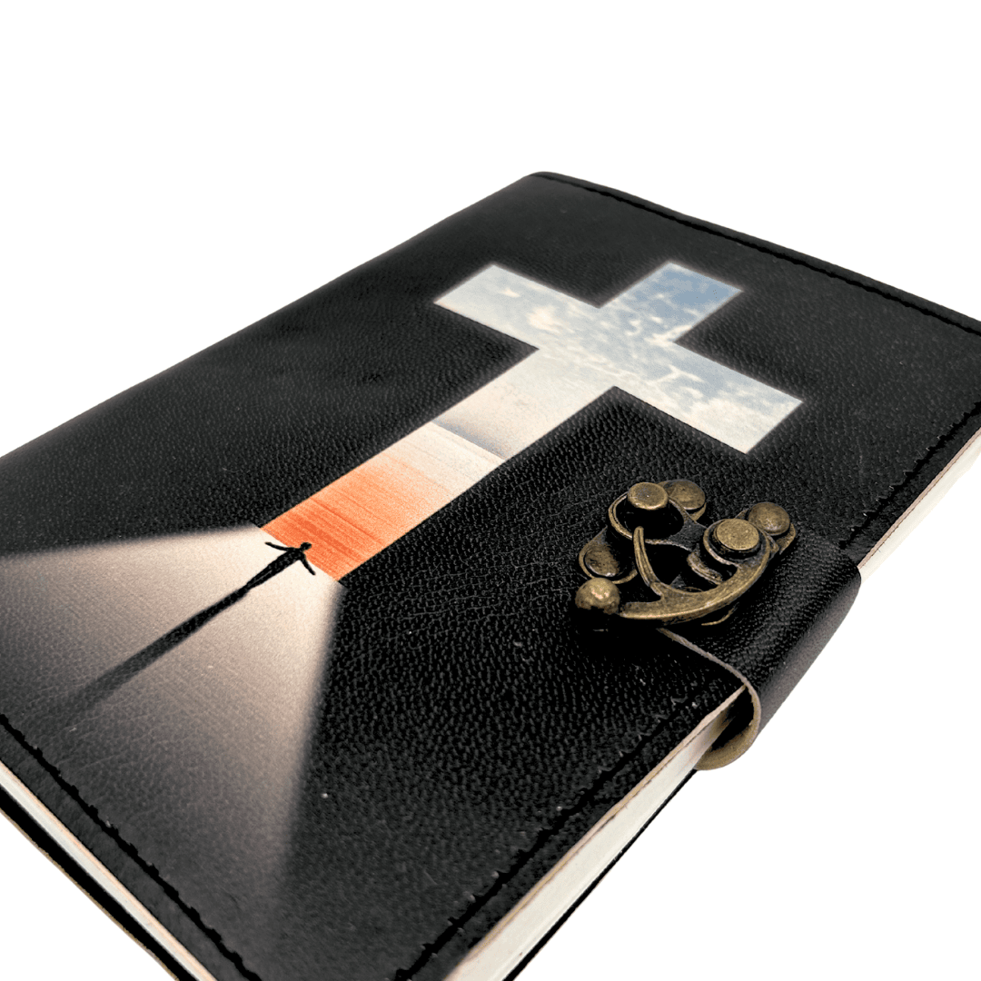 Carnet en cuir croix religieuse - 200 pages - AH15