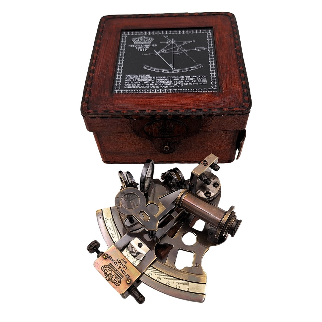 Sextant en laiton dans une boîte en cuir - NC1514B