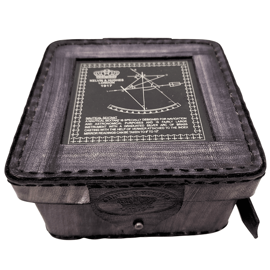 Sextant en laiton dans un étui en cuir – ST003