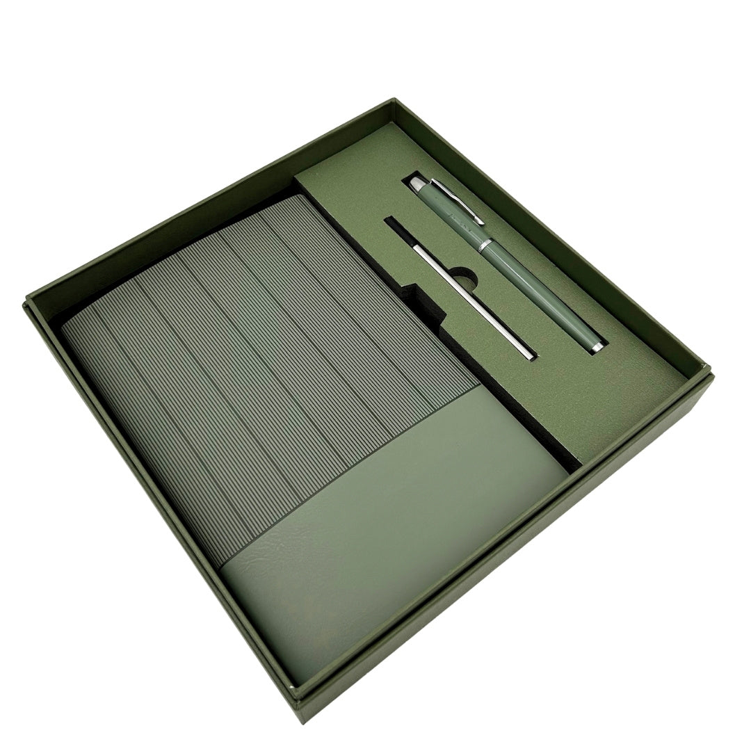 Coffret cadeau élégant - Carnet en cuir A5 avec stylo dans une boîte cadeau - Vert olive - EE14