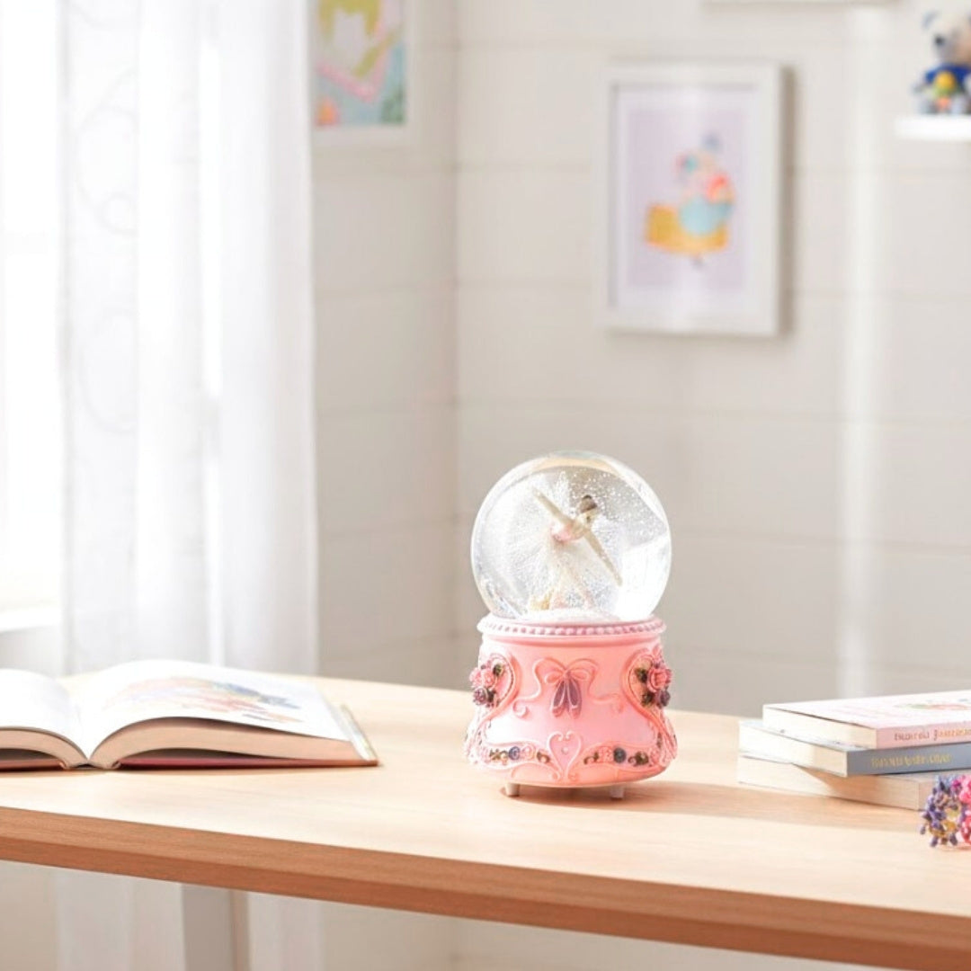 Boîte à musique avec ballerine dansante dans une boule en verre 15cm – MG-963