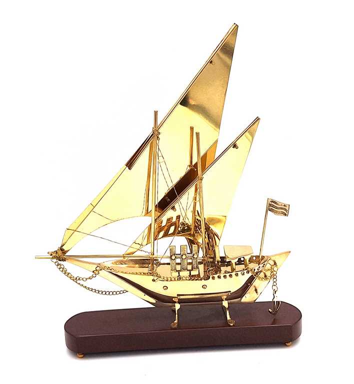 Navire en laiton sur socle en bois 43cm - N-4453