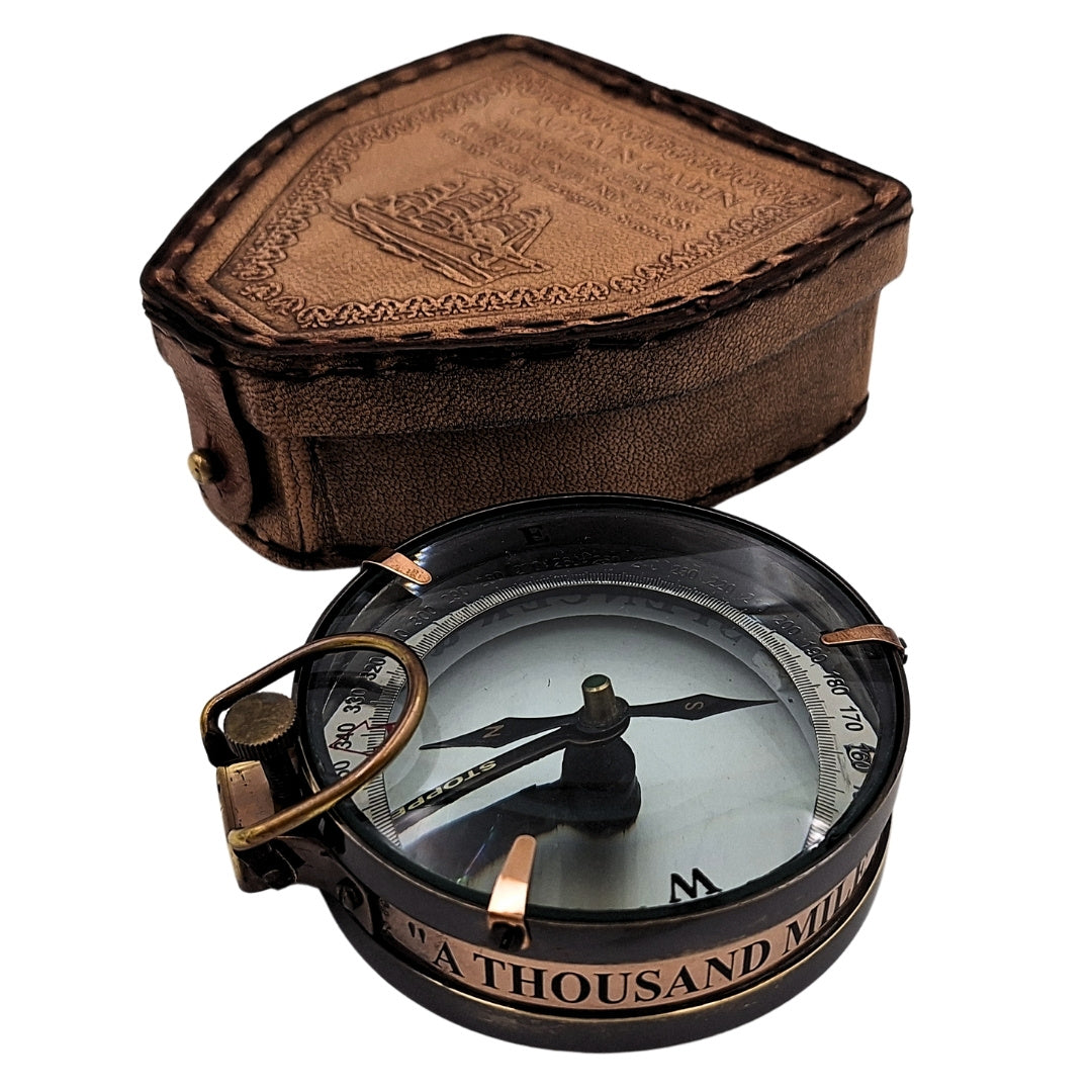 Boussole magnétique - Map Reader dans un étui en cuir – gadget rétro - NC2929
