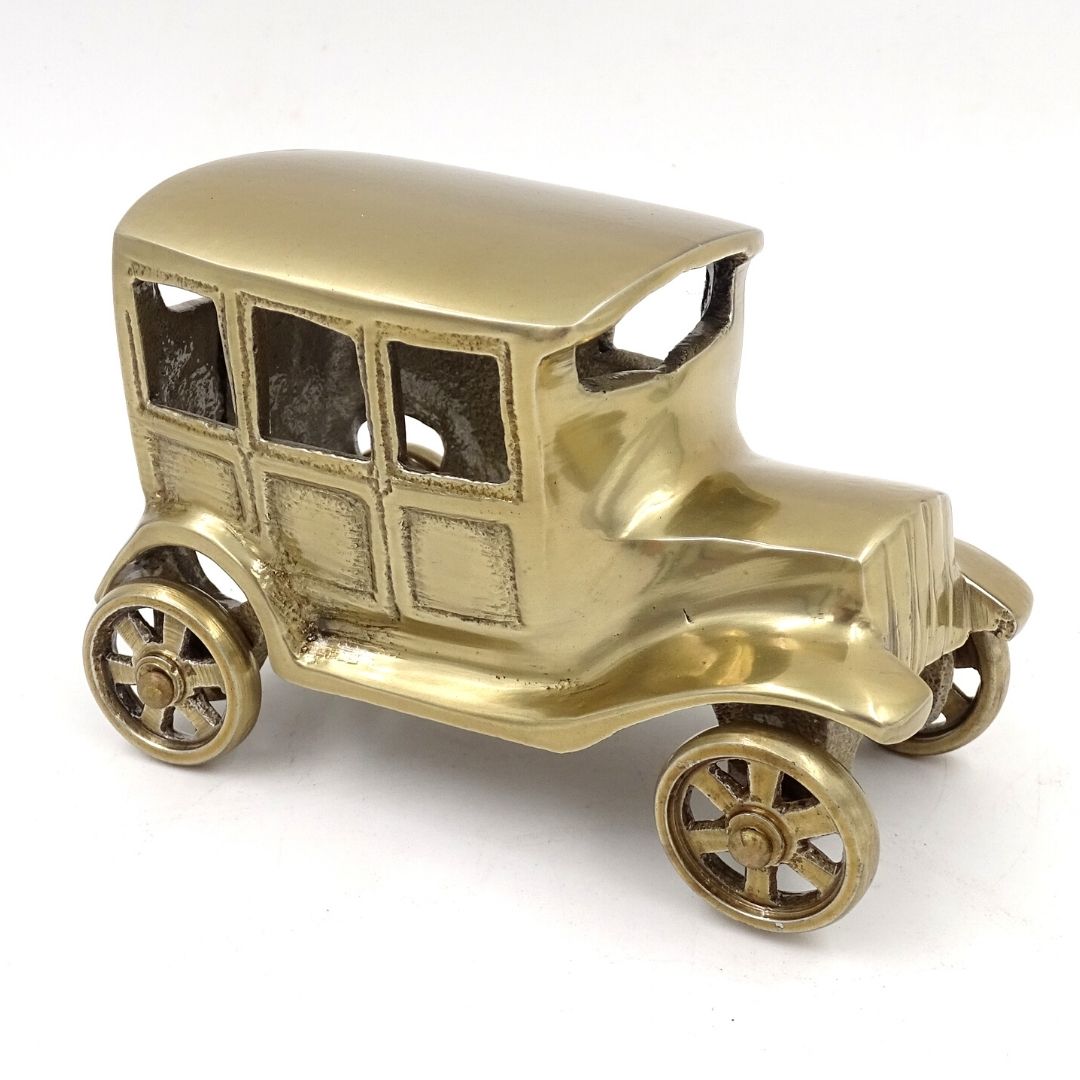 Modèle de voiture rétro en métal – N796