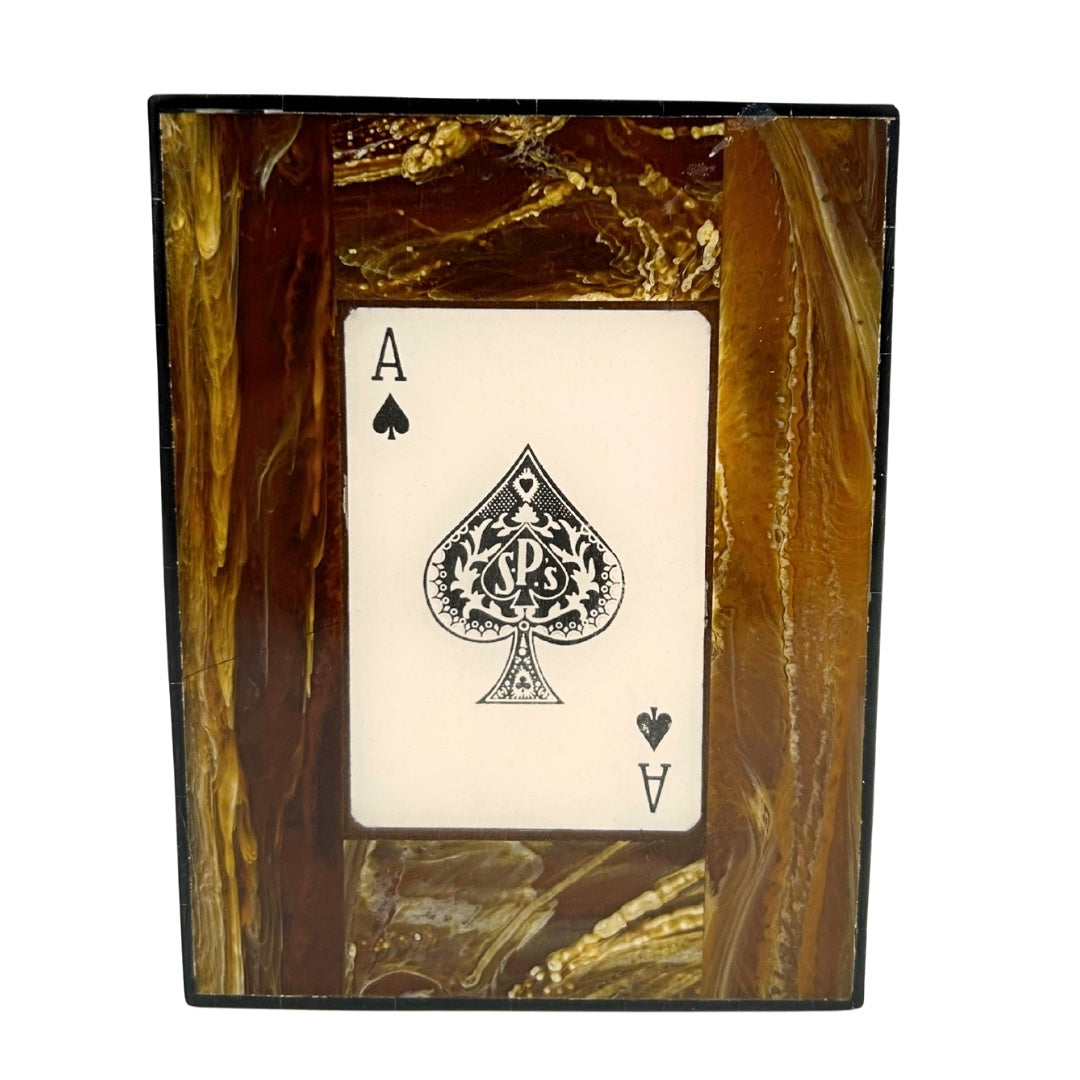 Deux jeux de cartes dans une boîte en résine – 51668
