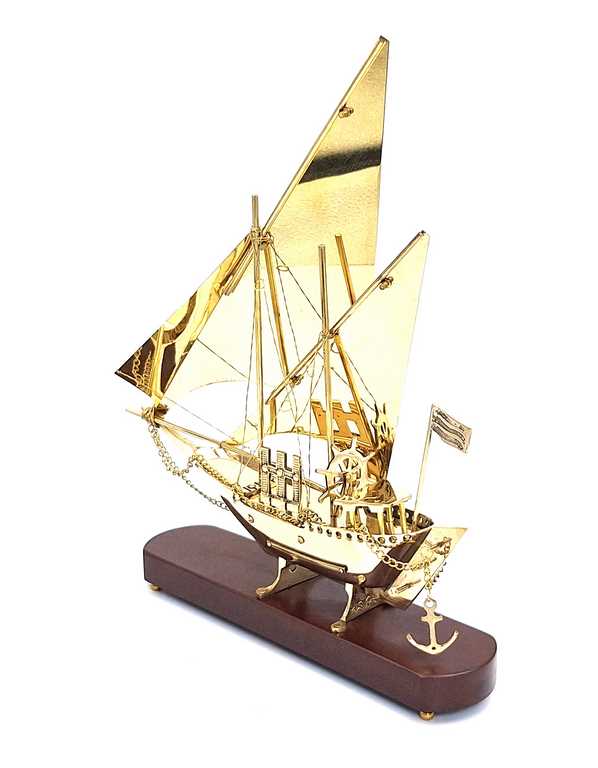 Navire en laiton sur socle en bois 43cm - N-4453