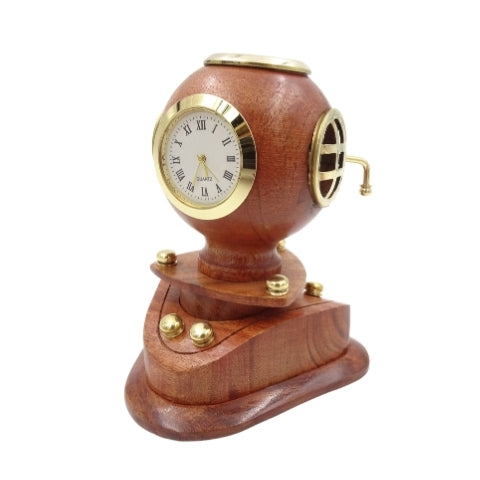 Petit casque de plongeur avec horloge NC1220