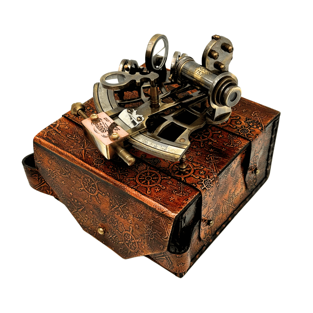 Brass Retro Sextant in Leather Case - Elegant Navigational Instrument with Engraving Option - Ideal Gift for Sailing and History Enthusiasts - Dimensions 13x12x7 cm
