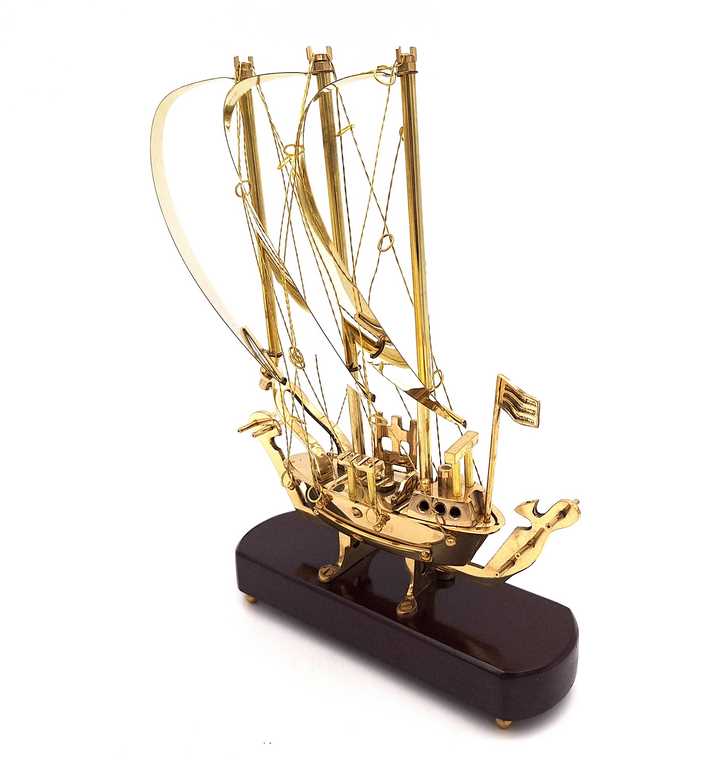Navire en laiton sur socle en bois - 30cm - N-3615A