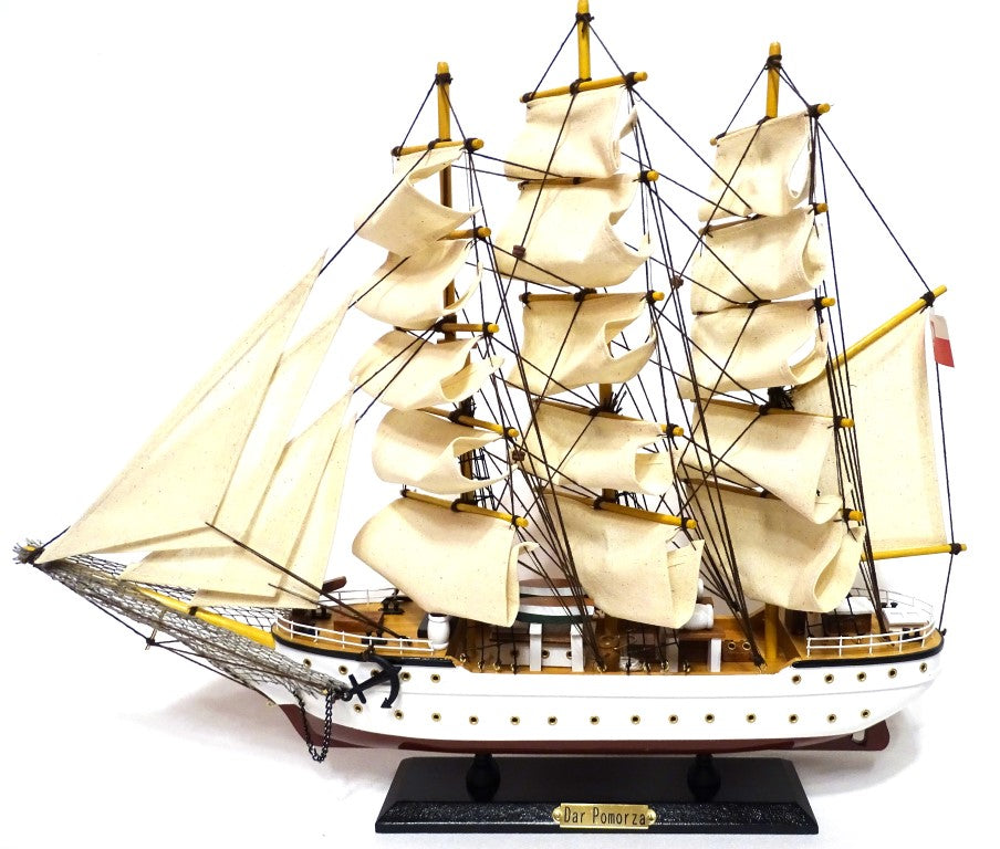 Modèle de voilier Dar Pomorza 50cm - DARPOM50