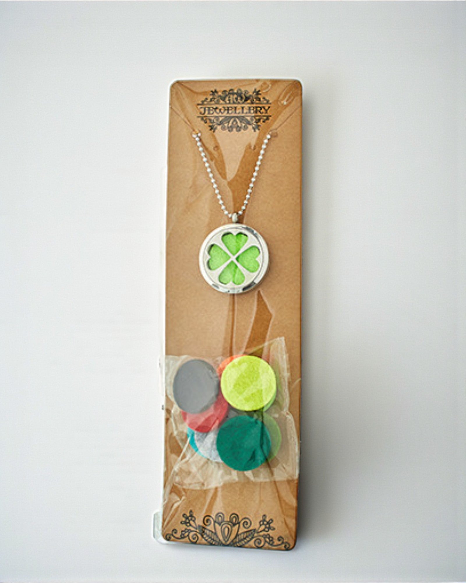 Collier Aromalife Tree – Médaillon porte-parfum secret avec motif Arbre de Vie 30 mm