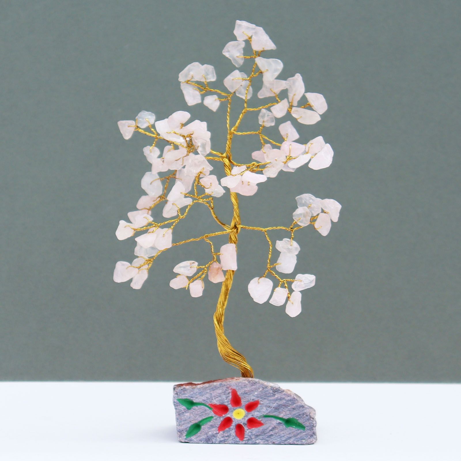Arbre en Quartz Rose avec Pierres